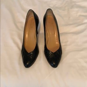 Vintage Ralph Lauren heels. Navy blue crocodile